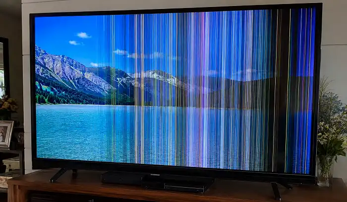 Kenapa TV LED Muncul Garis Vertikal atau Horizontal? Ini Penyebab dan Cara Mengatasinya